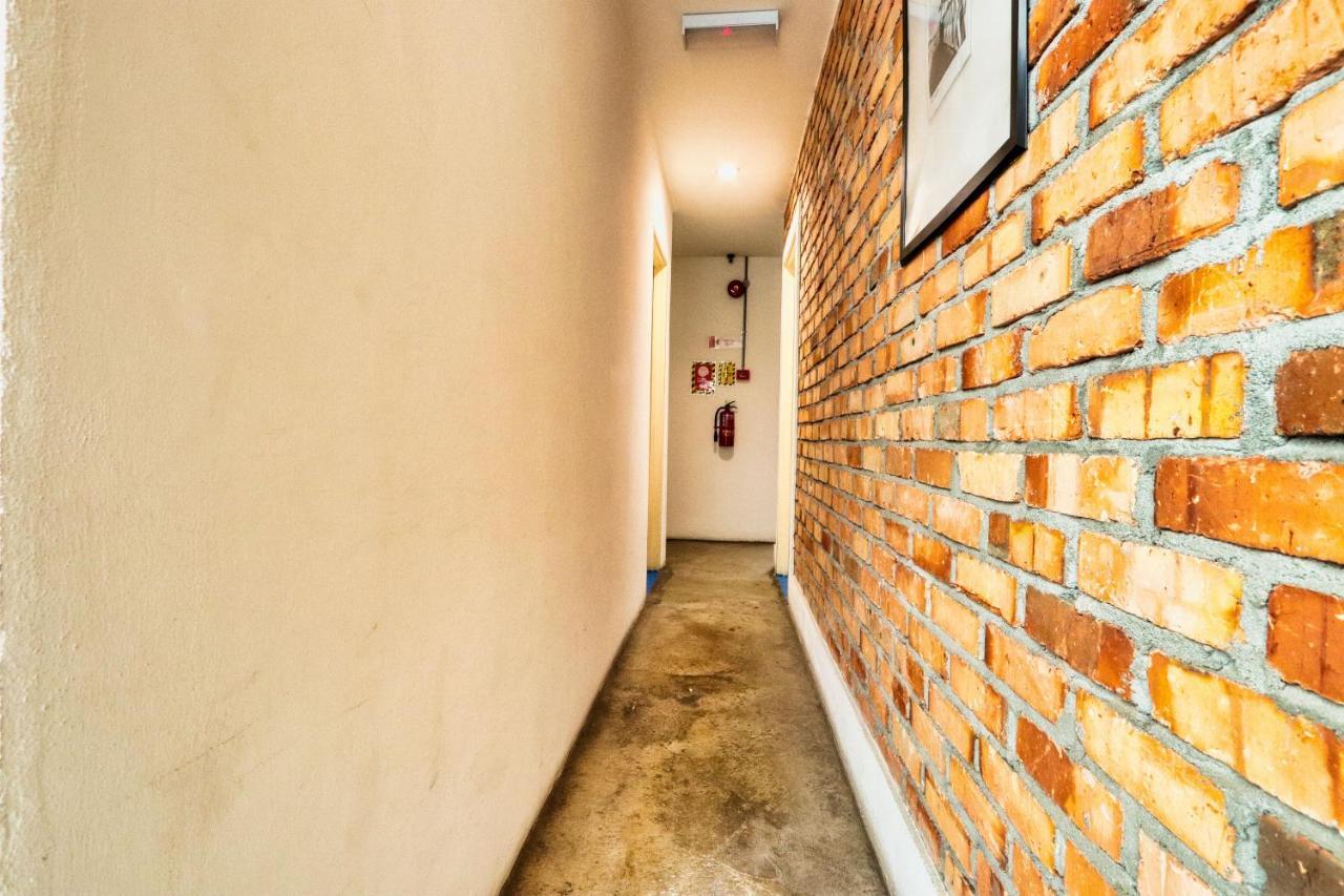 Bata Merah Boutique Hotel Banting  Εξωτερικό φωτογραφία